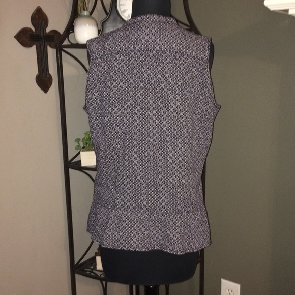 Banana Republic Top - Picture 3 of 7